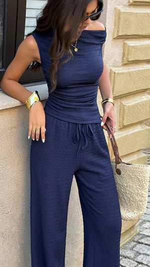<h1>Effortless Looks</h1>