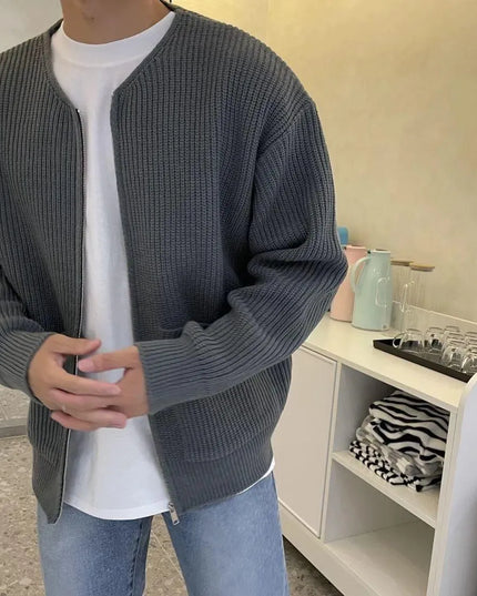 Soft Men’s Knitted Zip Sweater with Pockets