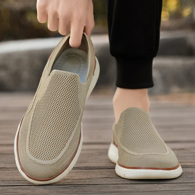 Breathable Mesh Casual Shoes.