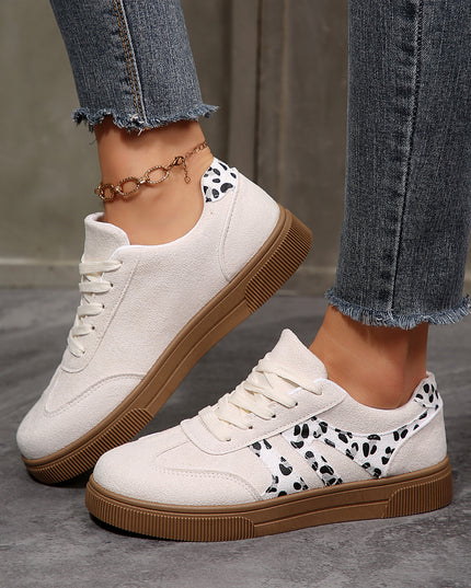 Wildline Sneaker