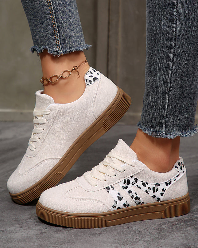 Wildline Sneaker