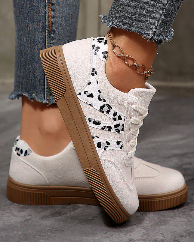 Wildline Sneaker