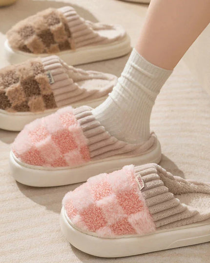 Comfy Women’s Plaid Slippers
