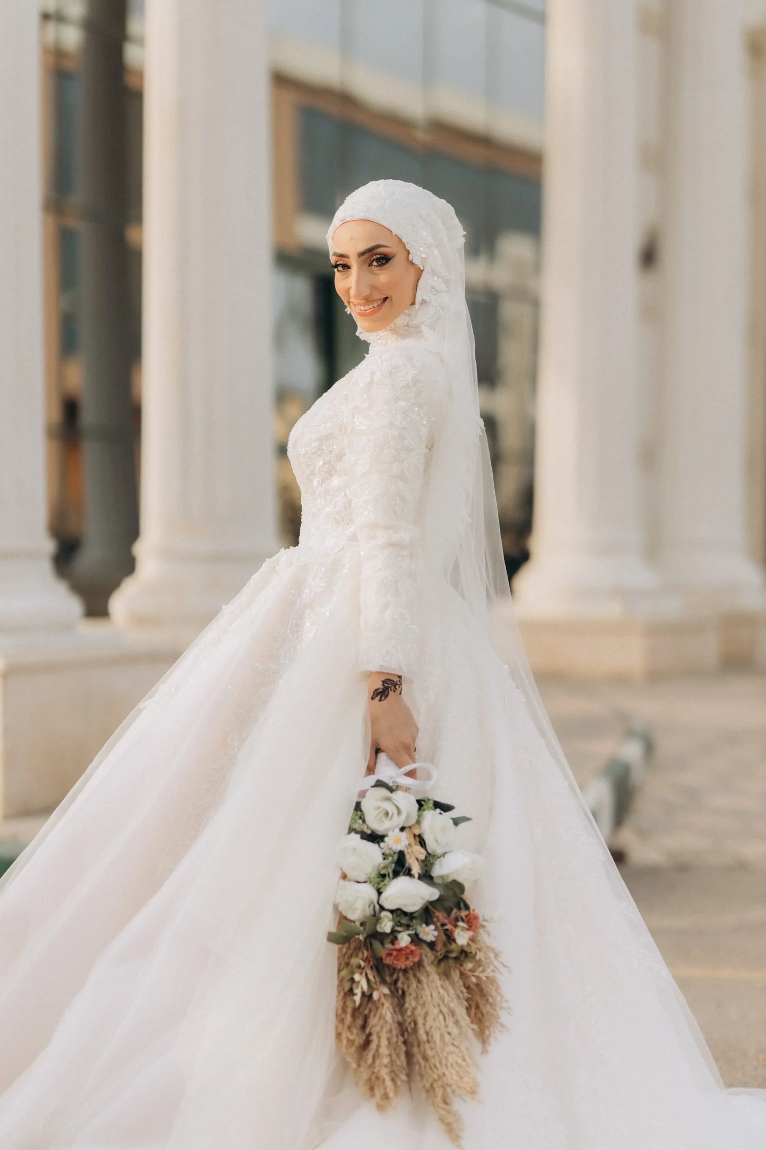 Handmade Tulle Wedding Dress with Veil & Petticoat – Worn Once.