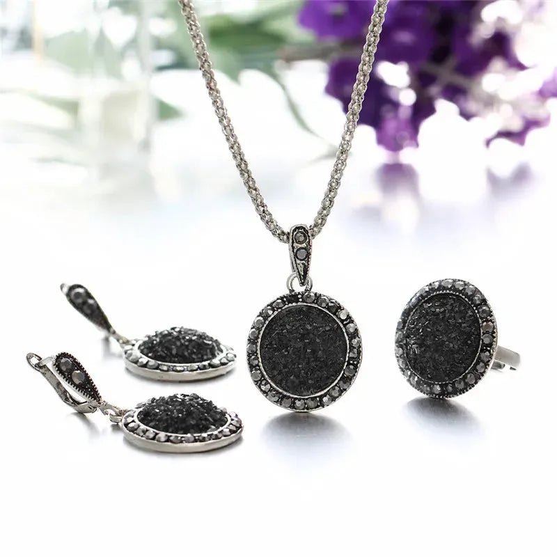 Black Stone Resin Necklace.