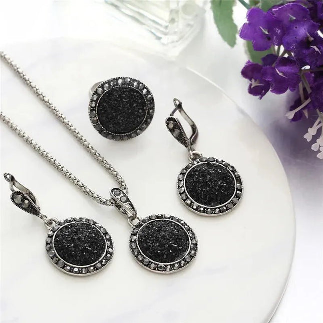 Black Stone Resin Necklace.