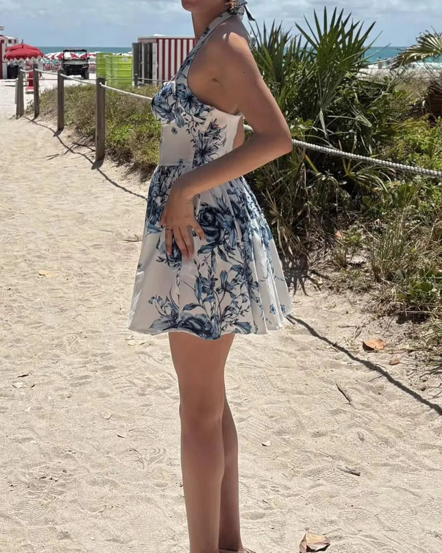 Bold Print Halter Dress – Chic & Flirty Style.