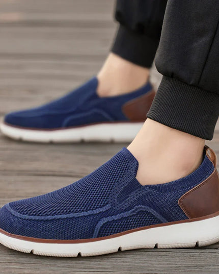 Breathable Mesh Casual Shoes.