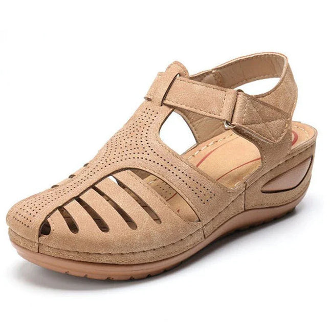 Classic Retro Wedge Sandals.
