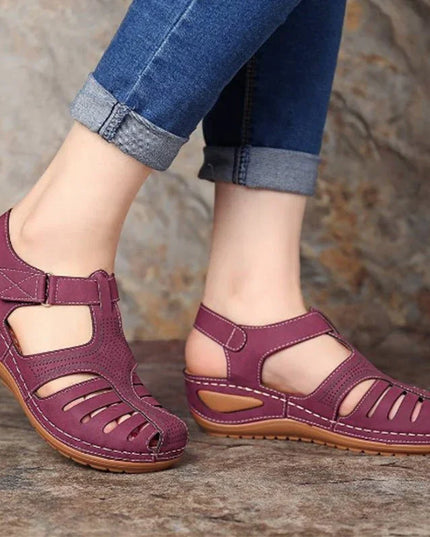 Classic Retro Wedge Sandals.