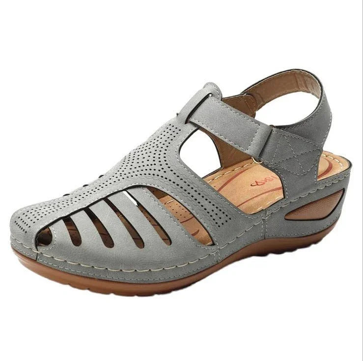 Classic Retro Wedge Sandals.