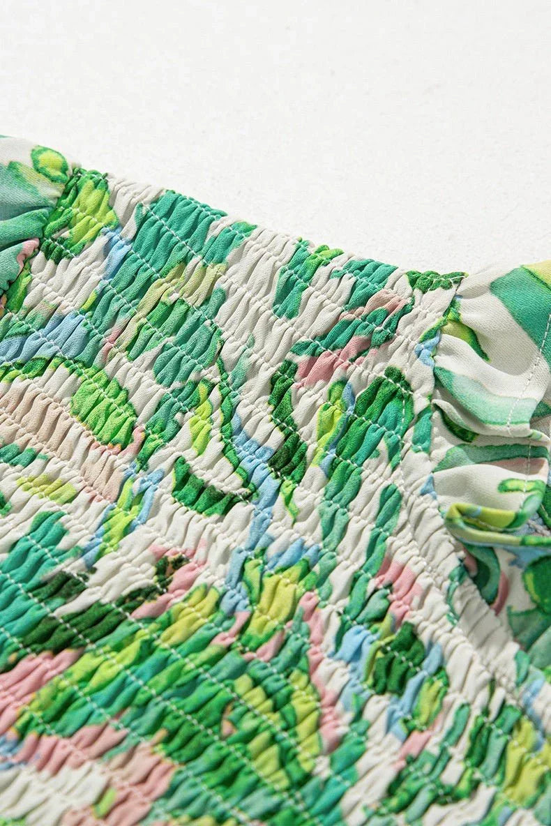Color Matching Printed Turtleneck Chiffon Shirt.