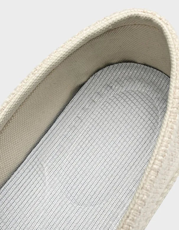 Easy slip on Linen Shoes – Canvas & Breathable Style.