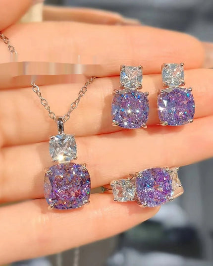 Elegant Ice Flower Diamond Choker.