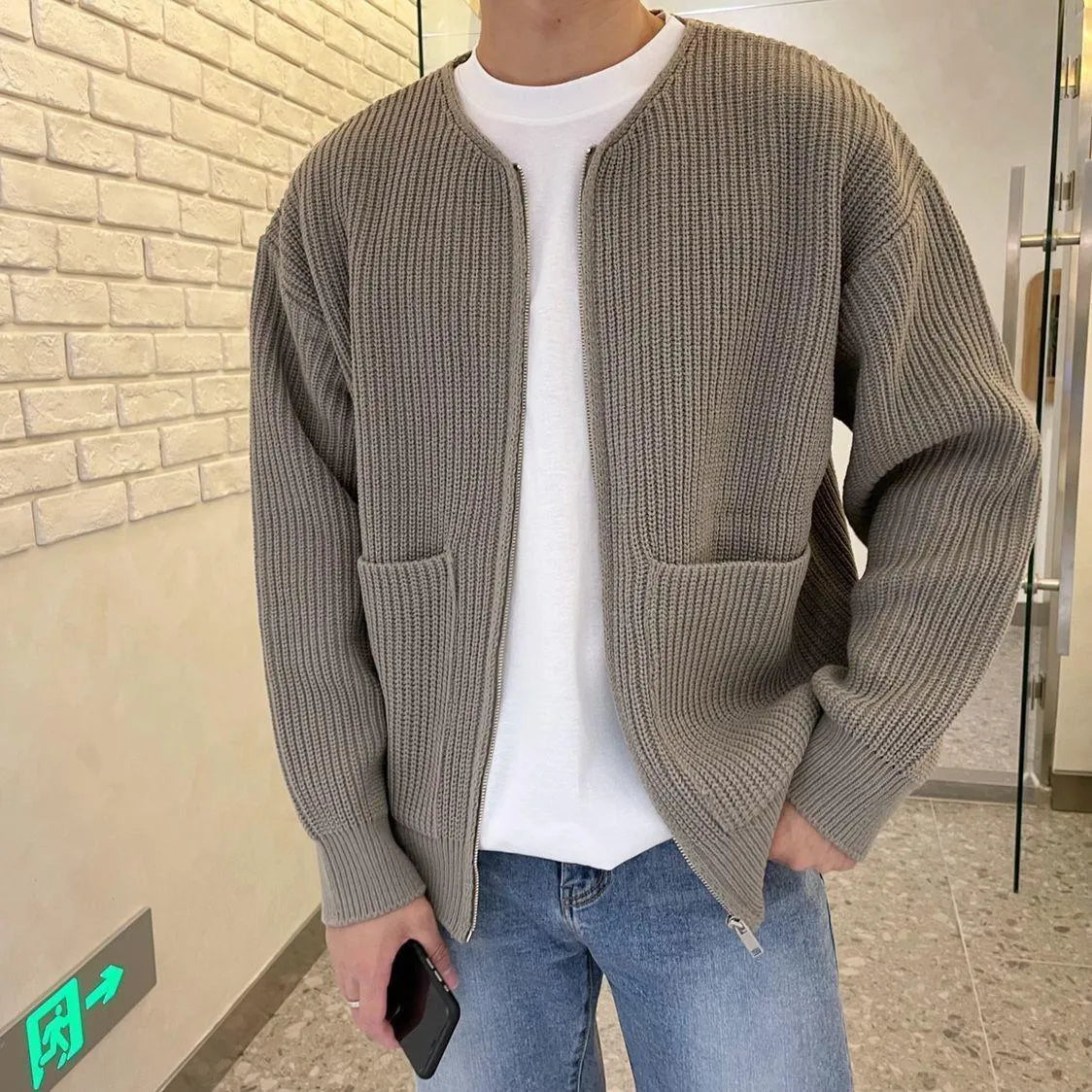 Soft Men’s Knitted Zip Sweater with Pockets