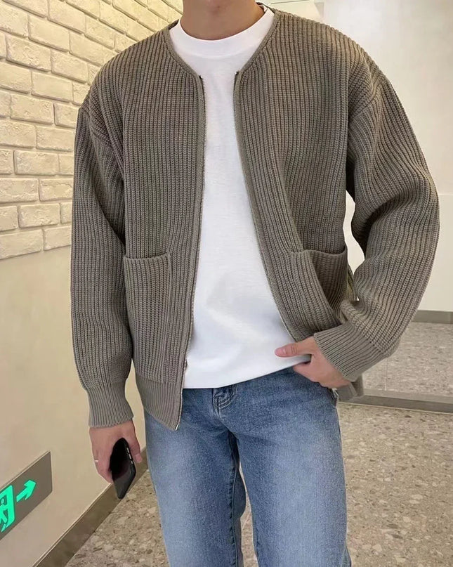 Soft Men’s Knitted Zip Sweater with Pockets