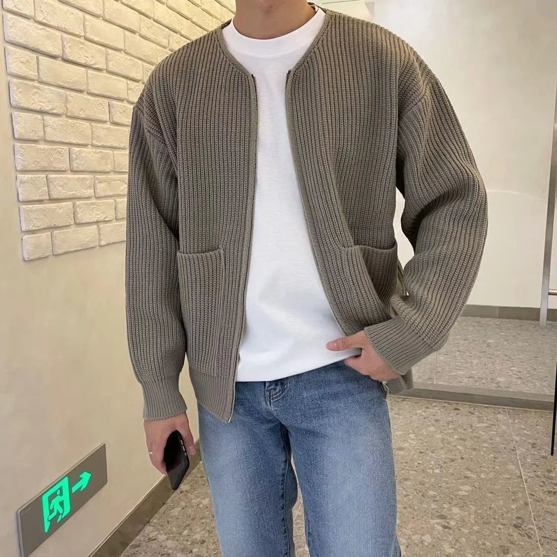 Soft Men’s Knitted Zip Sweater with Pockets