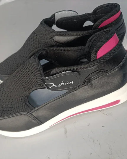 Lightweight Mesh Summer Sneakers for Women – Fashionable & Non-Slip.