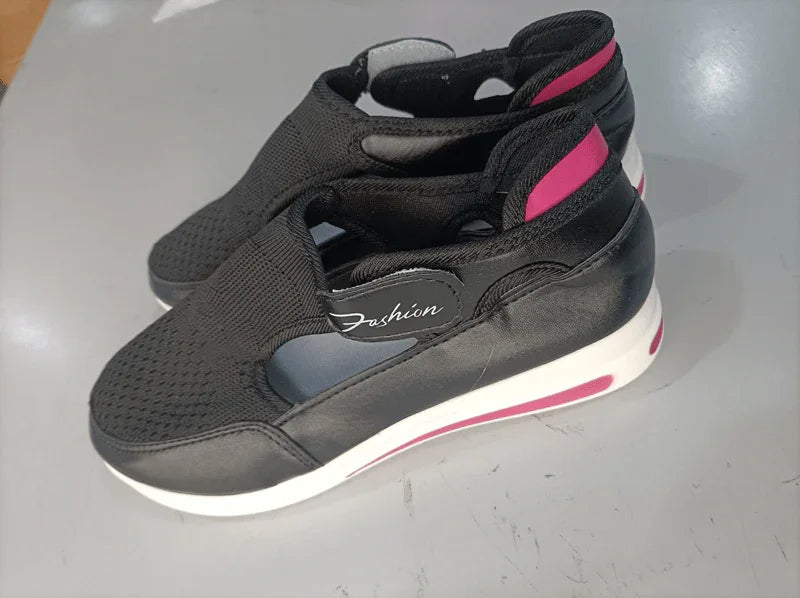 Lightweight Mesh Summer Sneakers for Women – Fashionable & Non-Slip.
