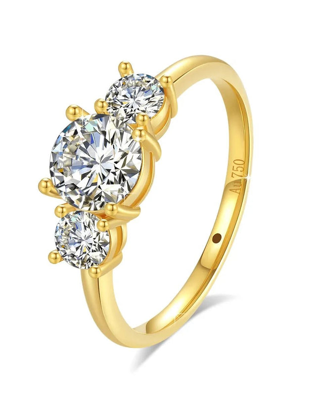 Luxury 18K Gold Moissanite Ring.