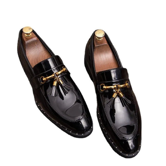 Men's Stylish British Pointed Leather Shoes.