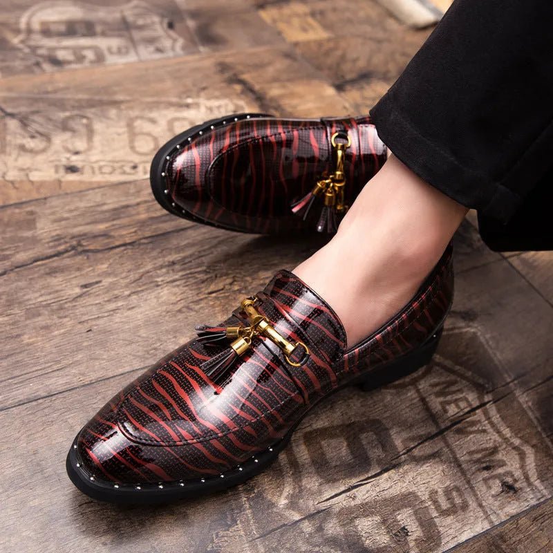 Men's Stylish British Pointed Leather Shoes.