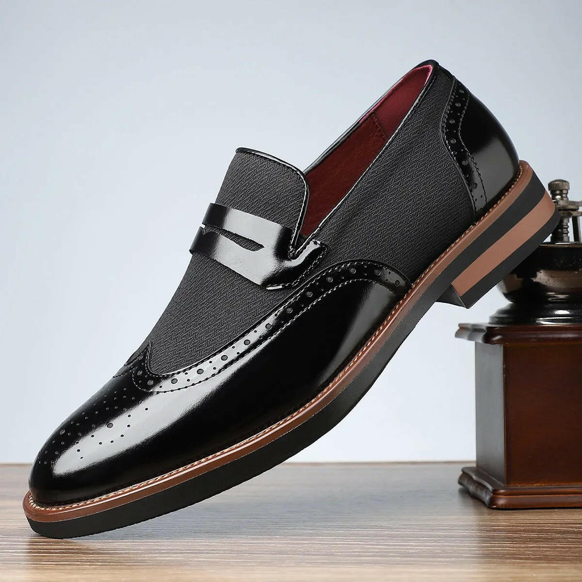 Men's Stylish Business Casual Leather Shoes.