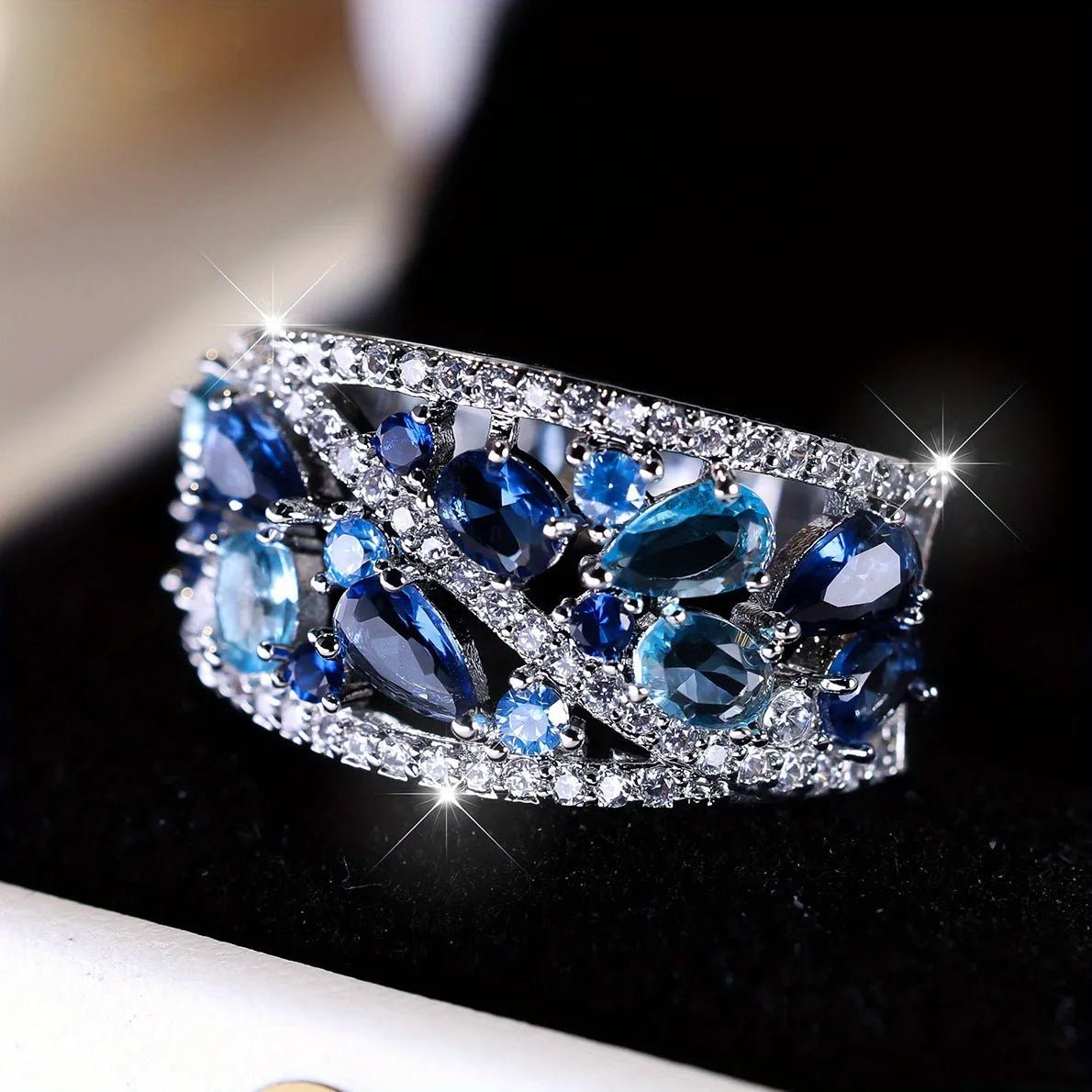 Modern Textured Circle Ring.