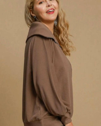 Ribbed Knit Half Zipper Sweatshirt Plus Size.