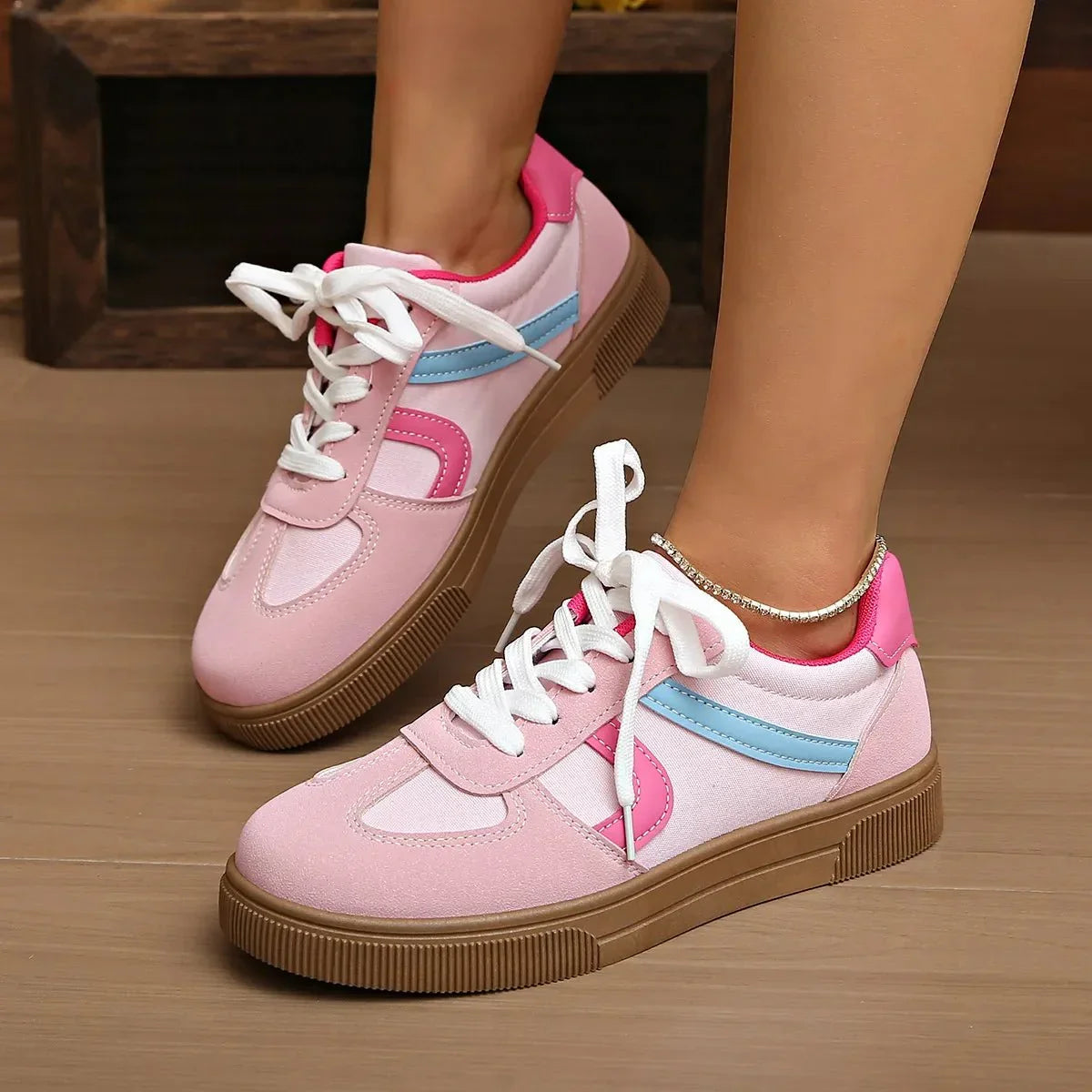 Round Toe Platform Sneakers.