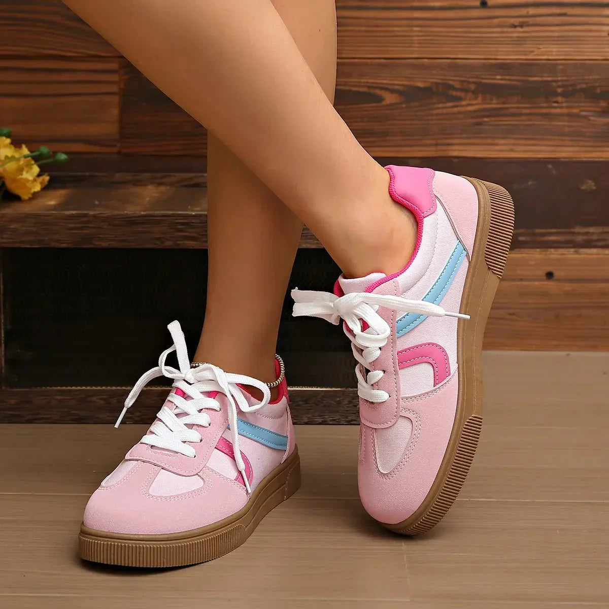 Round Toe Platform Sneakers.