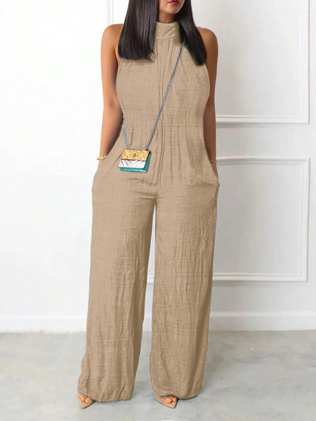 Stylish Sleeveless Halter Ruffled Jumpsuit.
