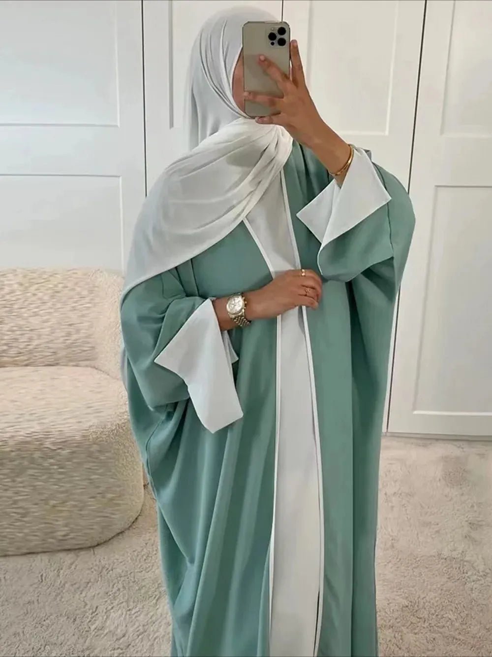 Stylish Women's Open Abaya.