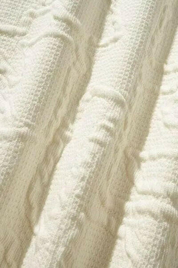 Textured Round Neck Long Sleeve Sweatshirt.