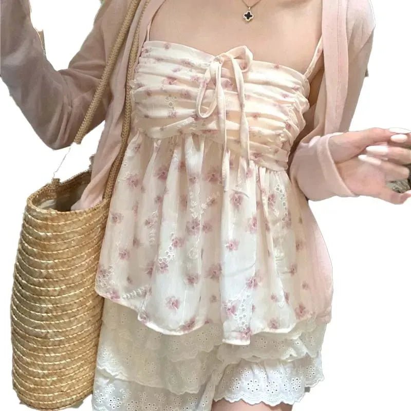Top Pink frenum Pleated.