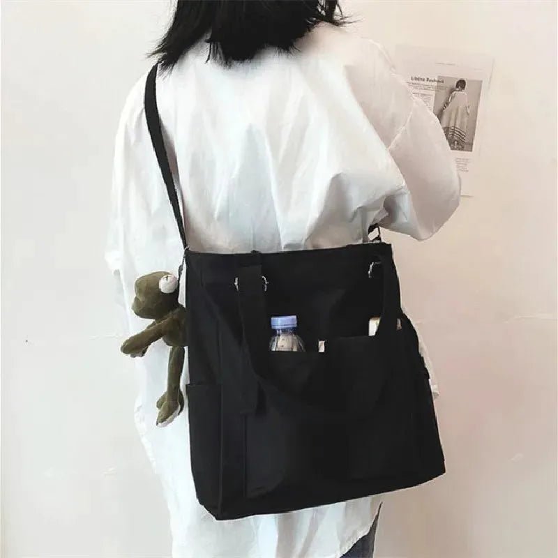 Waterproof Oxford Large Capacity Shoulder Bag.